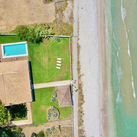 Vila Beachfront Calypso With Private Pool By Dadovillas *