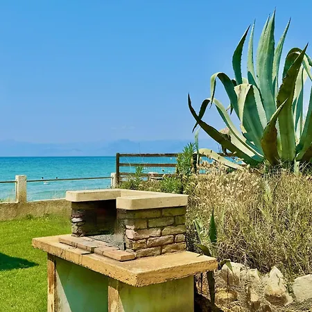 וילה Beachfront Calypso With Private Pool By Dadovillas *