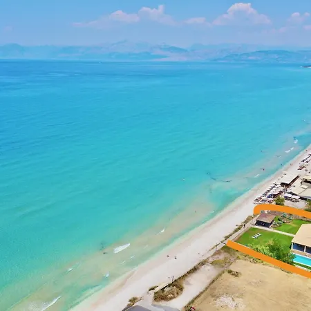 Vila Beachfront Calypso With Private Pool By Dadovillas