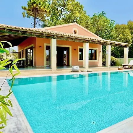 Vila Beachfront Calypso With Private Pool By Dadovillas *