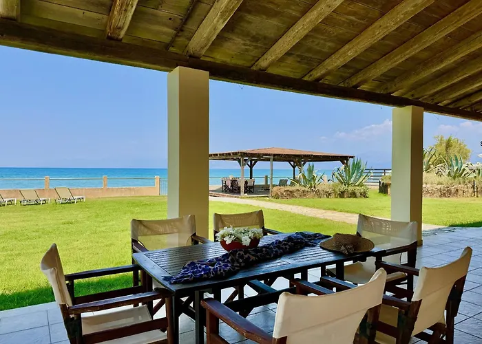 וילה Beachfront Calypso With Private Pool By Dadovillas אצ'ארבי