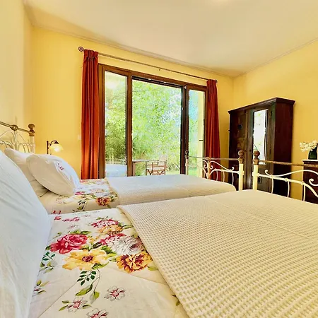 Beachfront Calypso With Private Pool By Dadovillas Acharavi (Corfu)